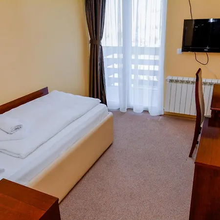 Majna Hotel 3*