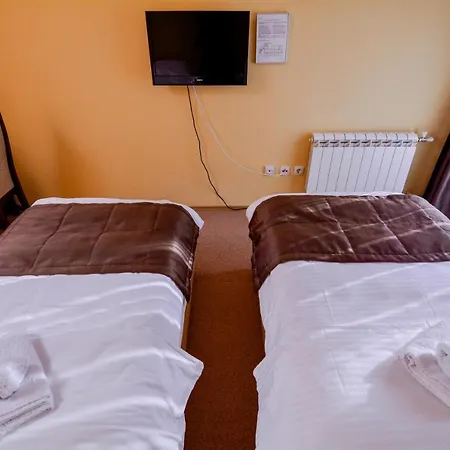 Hotel Majna