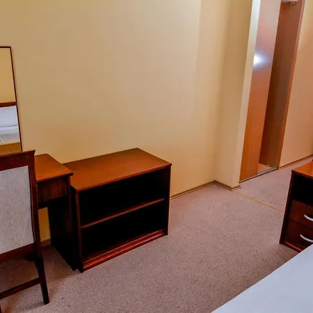 Majna Hotel